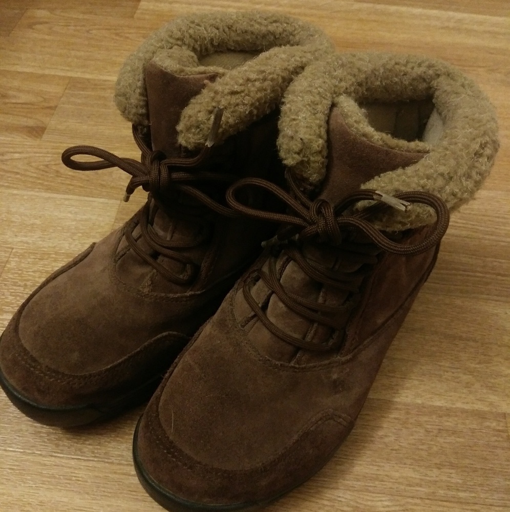 Sorel winter snow boots size 8